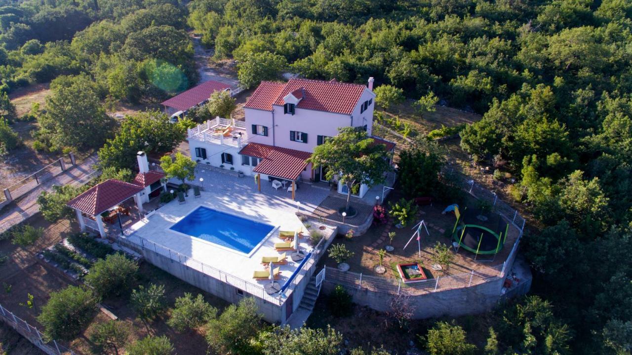 Holiday Home Koprivno Экстерьер фото