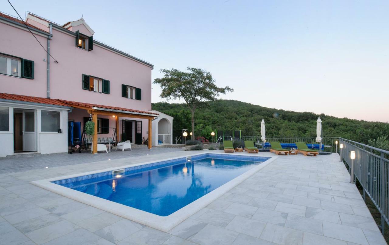 Holiday Home Koprivno Экстерьер фото