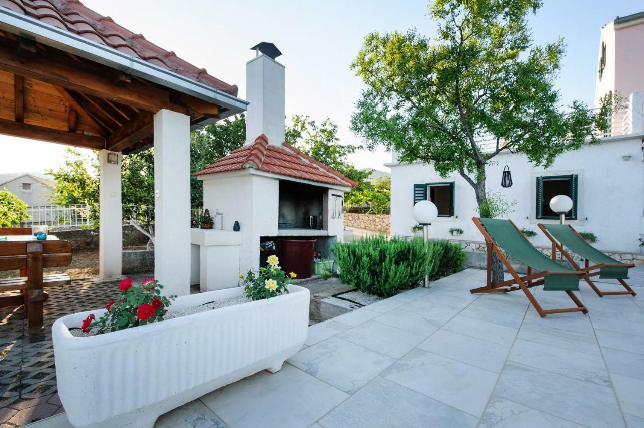 Holiday Home Koprivno Экстерьер фото